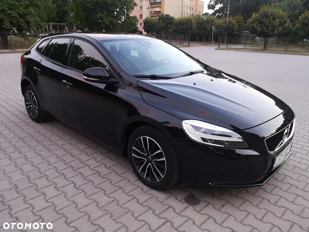 Volvo V40 D2 Momentum - 17