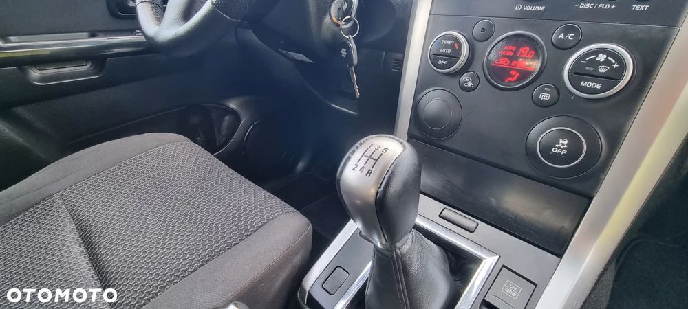 Suzuki Grand Vitara - 22