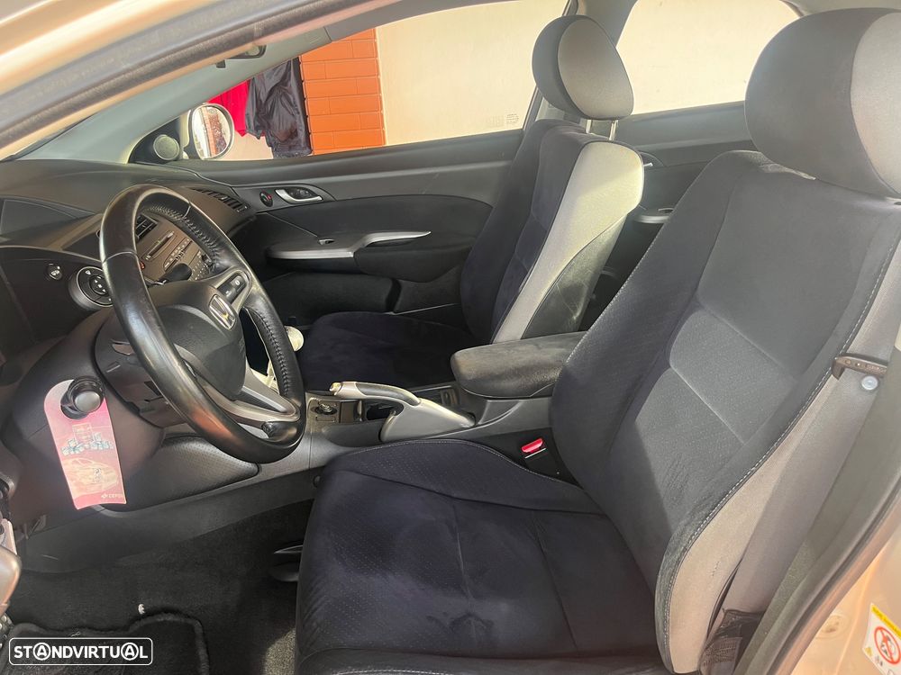 Honda Civic 1.4 Sport - 17