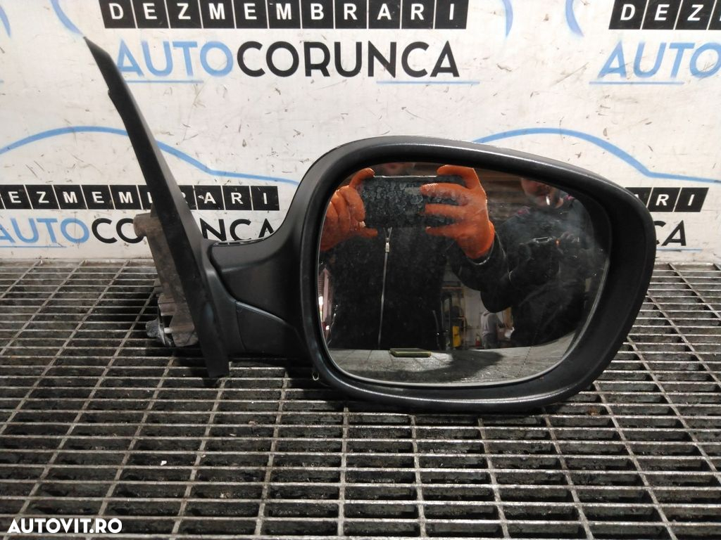 Oglinda dreapta BMW X3 F25 2010 - 2014 4 Usi NEGRU (1245) Fara rabatare - 2