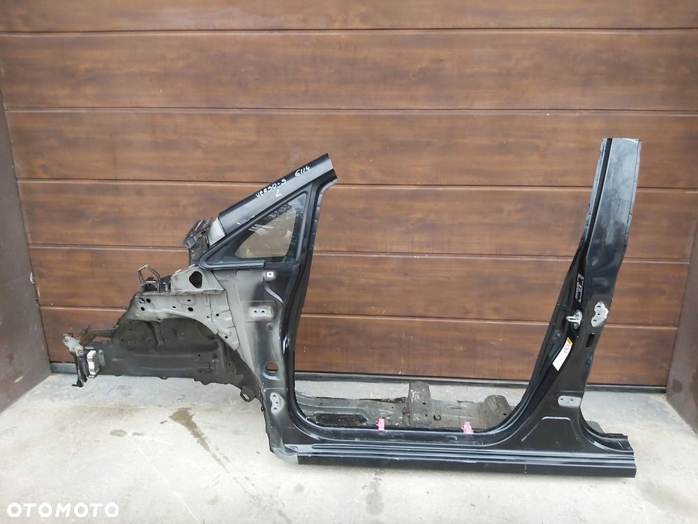 Toyota VERSO S ćwiartka przód LEWA próg słupek - 1