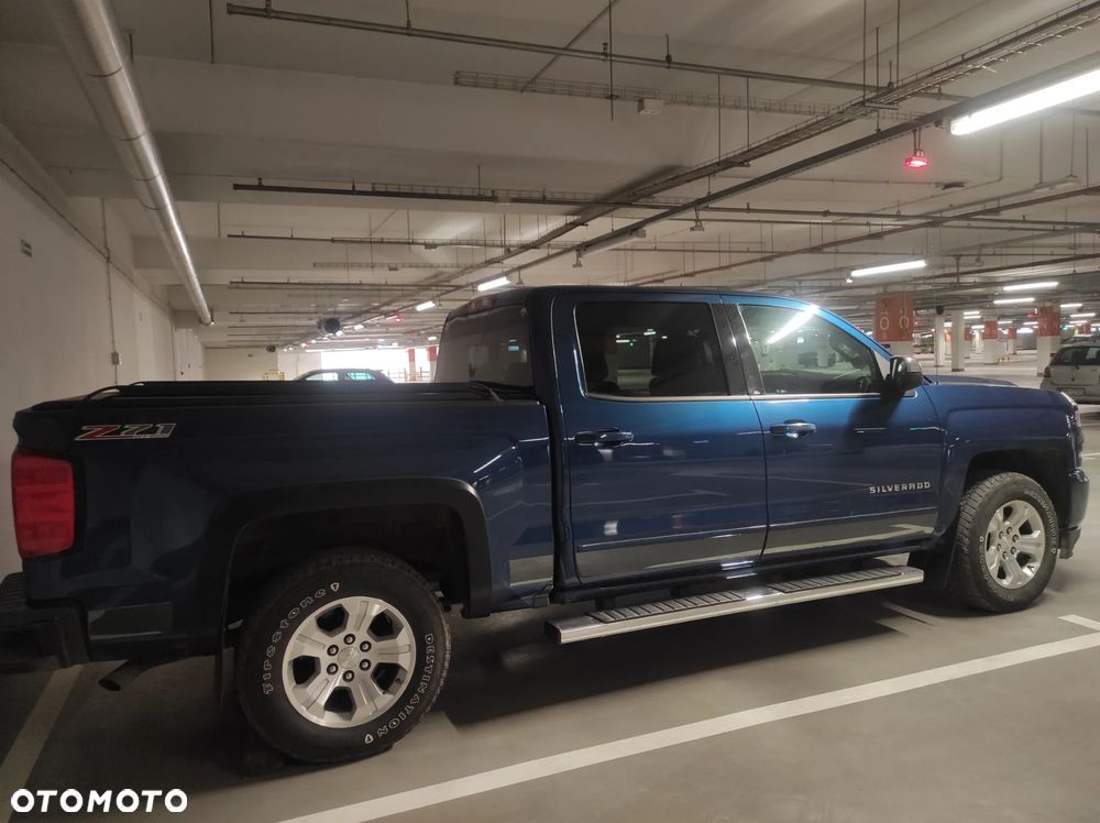 Chevrolet Silverado - 8