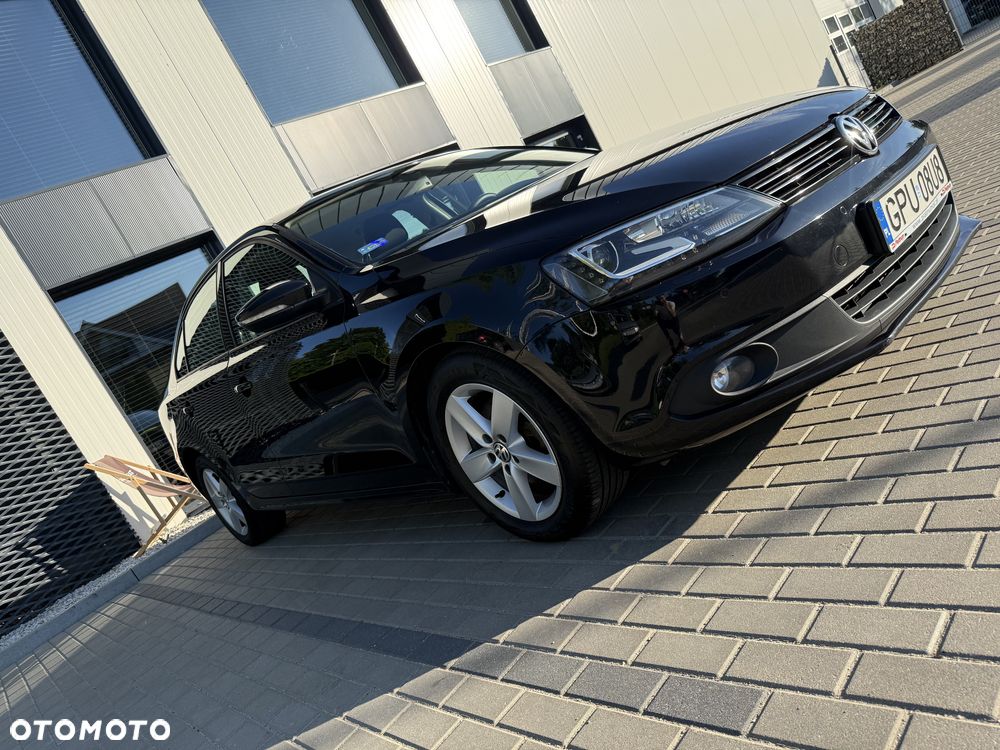 Volkswagen Jetta 1.6 TDI Comfortline - 7