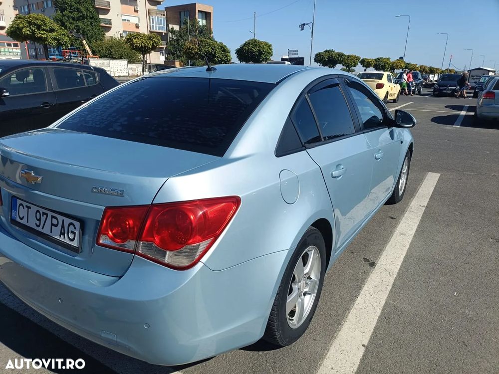Chevrolet Cruze 1.6 DOHC LT+ Body Kit - 10