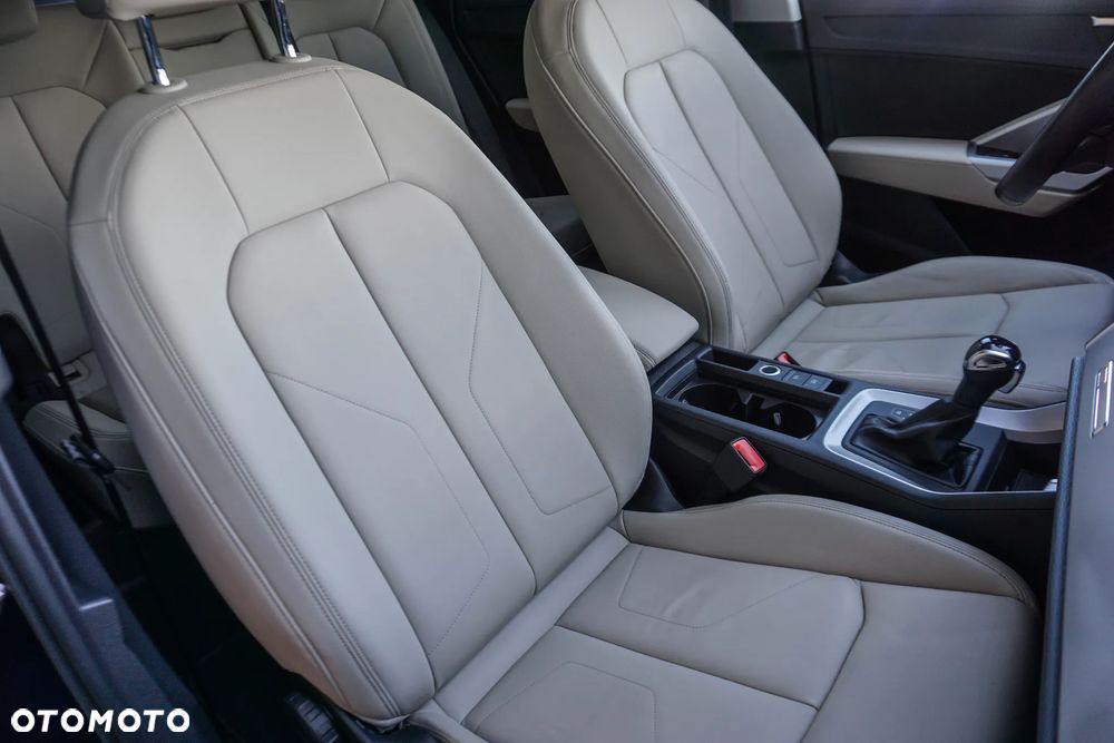 Audi Q3 35 TDI S tronic - 37