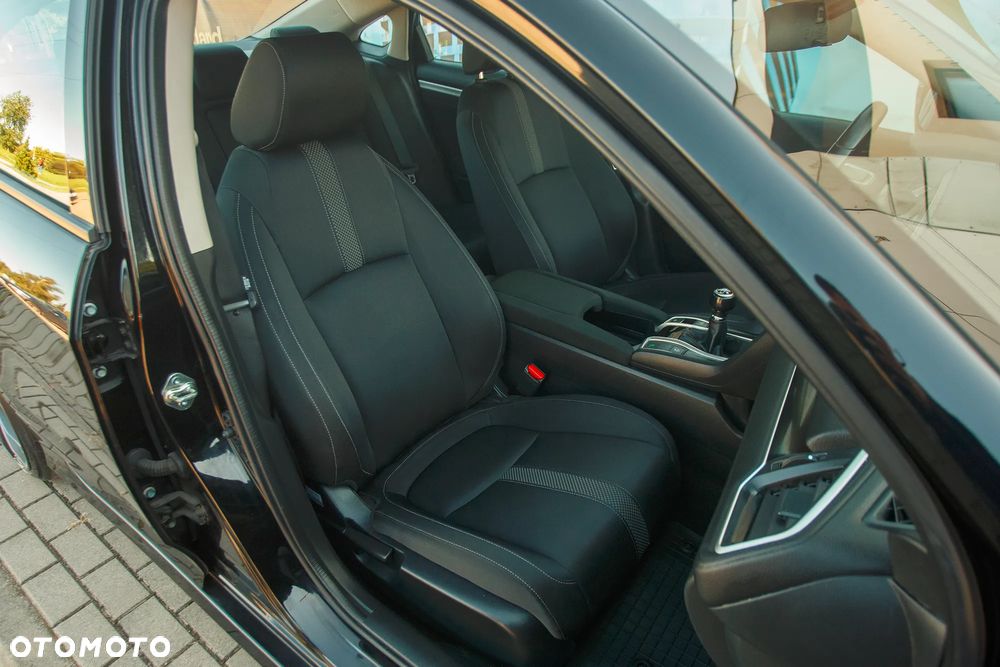 Honda Civic 1.5 T Executive - 9