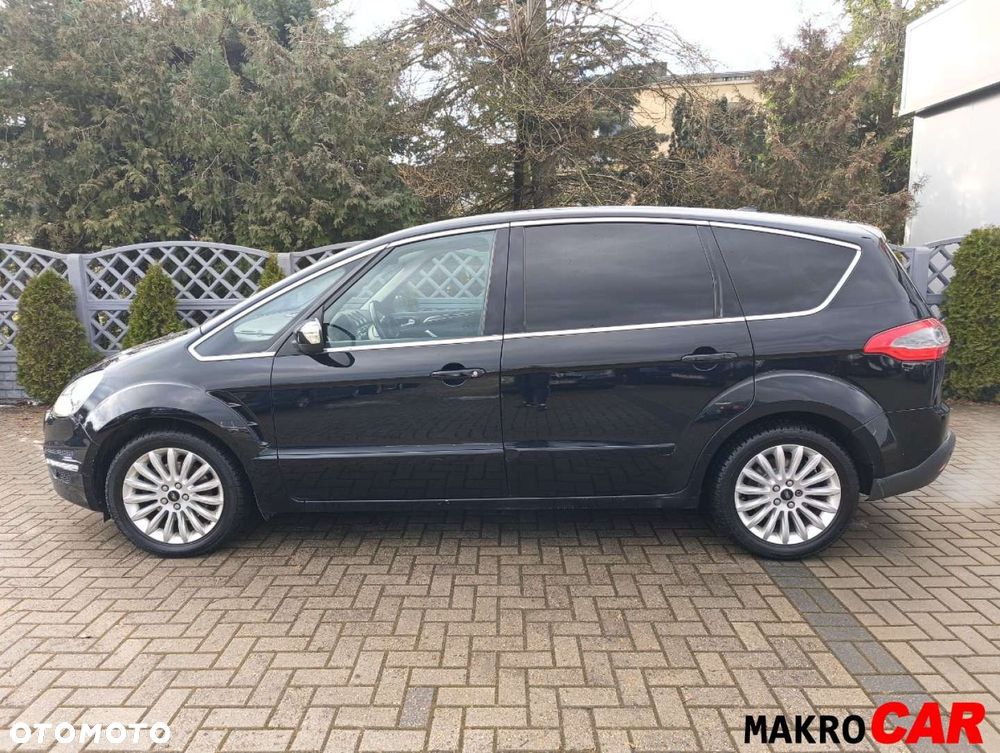 Ford S-Max - 12