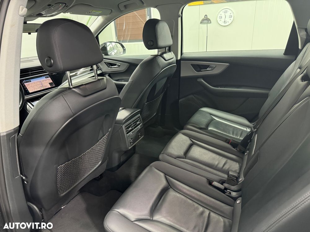 Audi Q7 3.0 45 TDI quattro Tiptronic Basic - 24