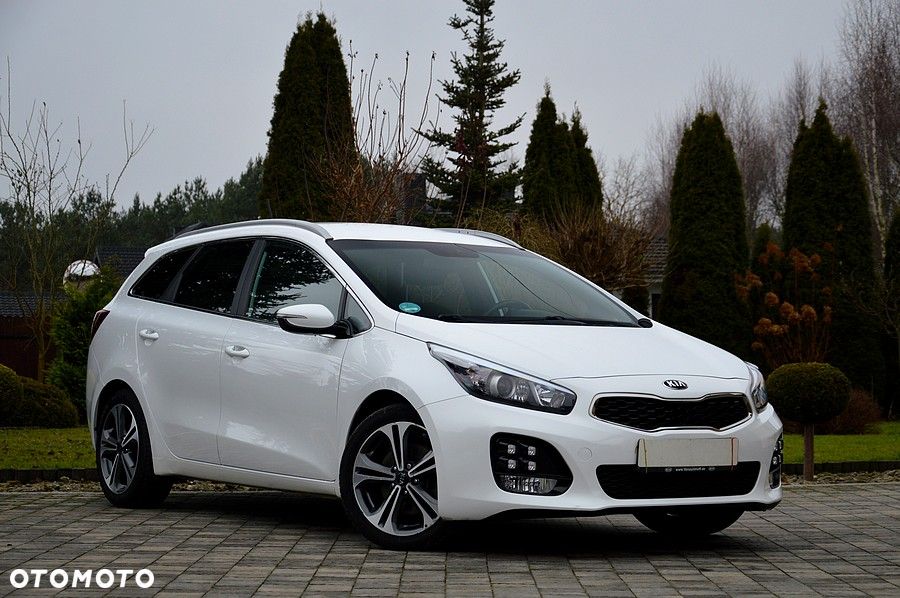 Kia Ceed 1.6 CRDi 136 DCT ISG GT Line - 3
