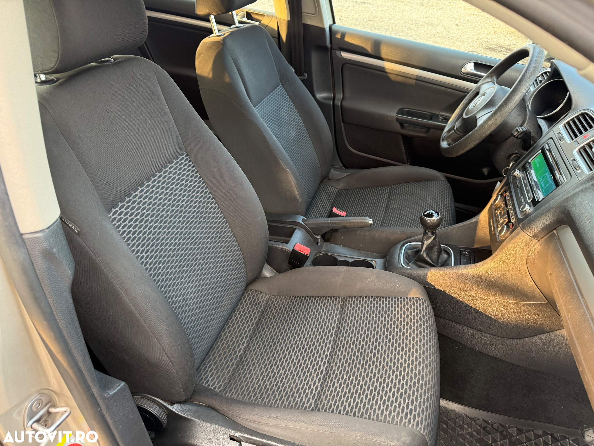 Volkswagen Golf Variant 1.6 TDI DPF Trendline - 14