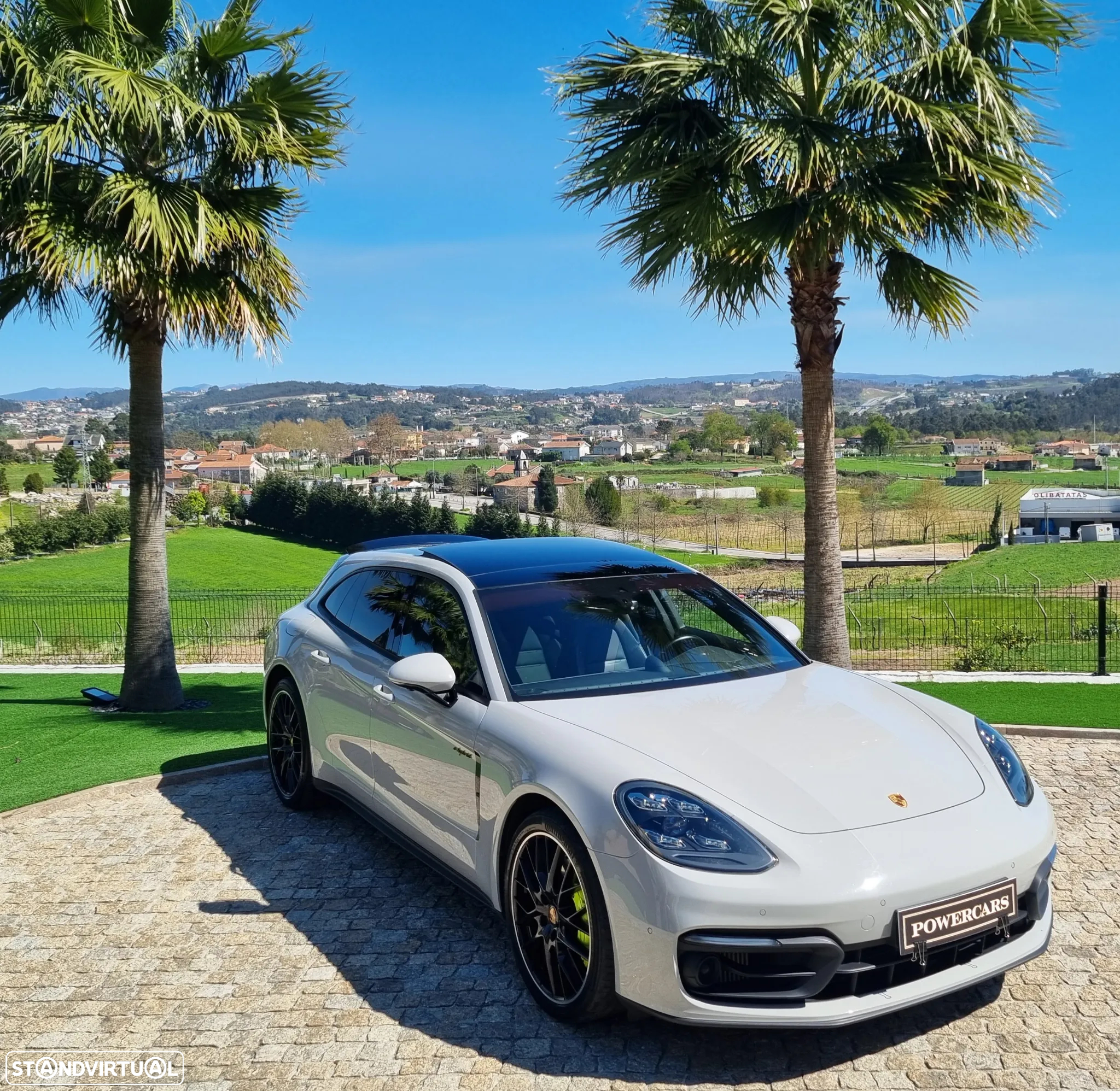 Porsche Panamera Sport Turismo 4 E-Hybrid - 17