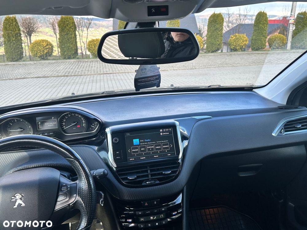 Peugeot 2008 PureTech 110 GPF Stop&Start EAT6 Style - 12