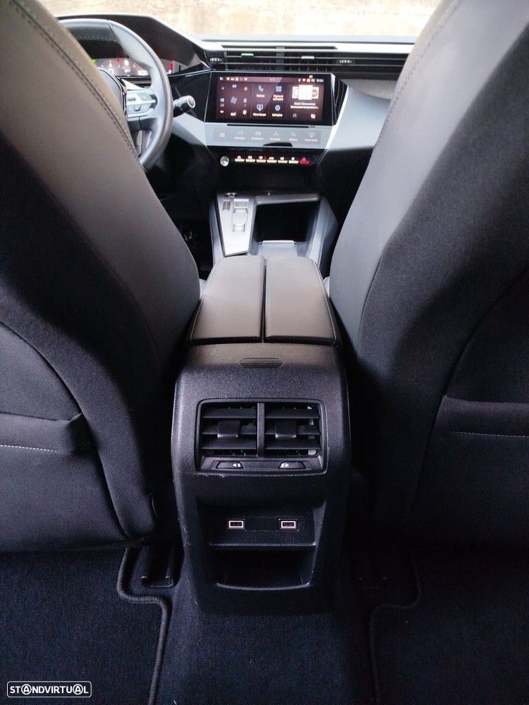 Peugeot 308 SW 1.2 PureTech Allure EAT8 - 31