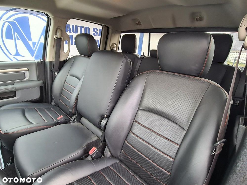 Dodge RAM 1500 5.7 4x4 - 19