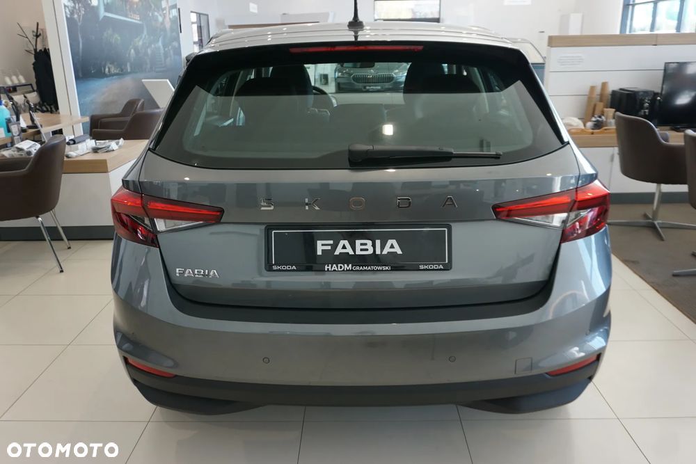 Skoda Fabia 1.0 TSI Drive DSG - 6