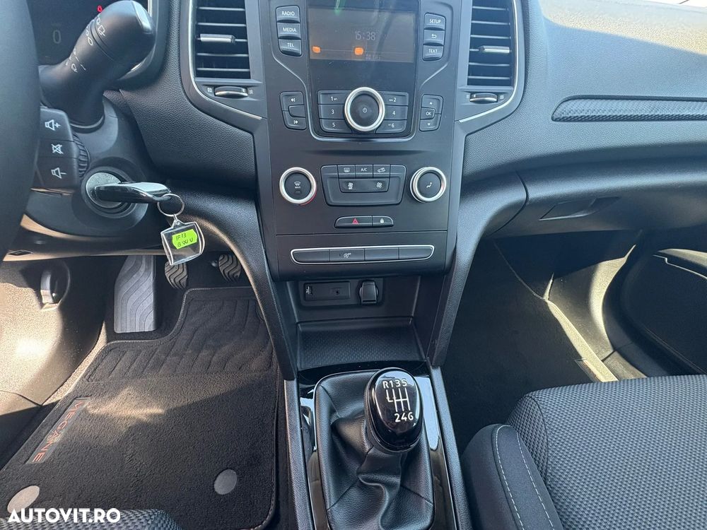 Renault Megane TCE 114 GPF Life - 9