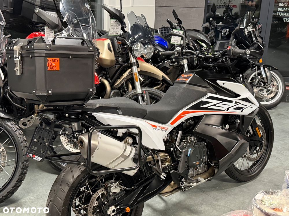 KTM Adventure - 5