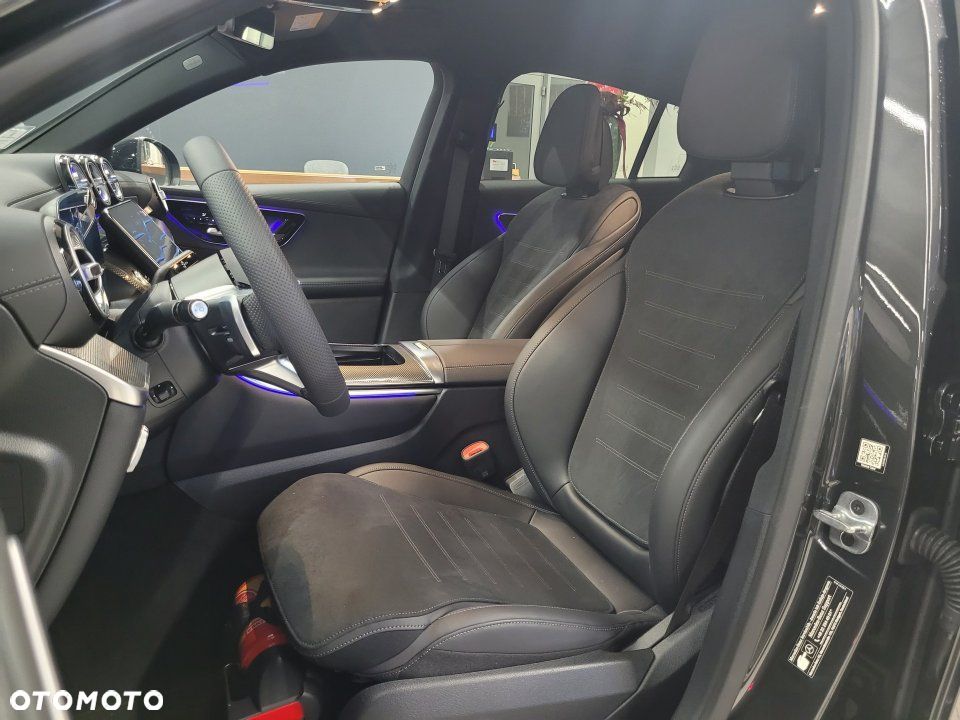 Mercedes-Benz GLC - 4