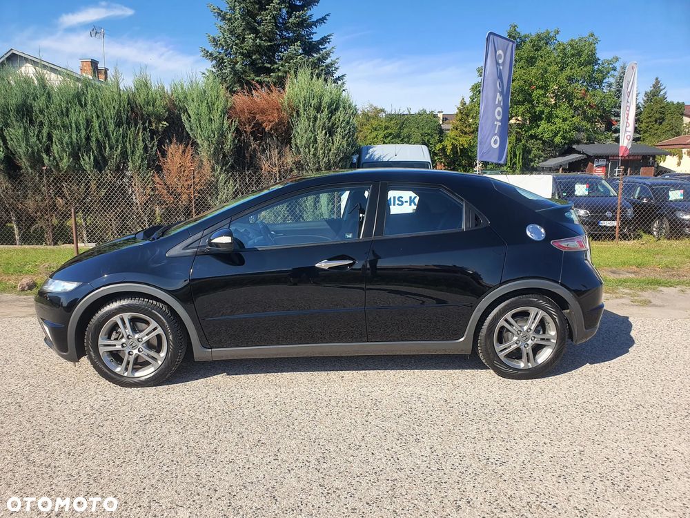 Honda Civic 1.4 i-VTEC Sport Black Edition - 8