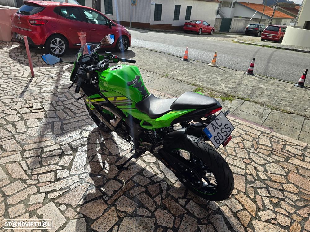 Kawasaki Ninja - 5