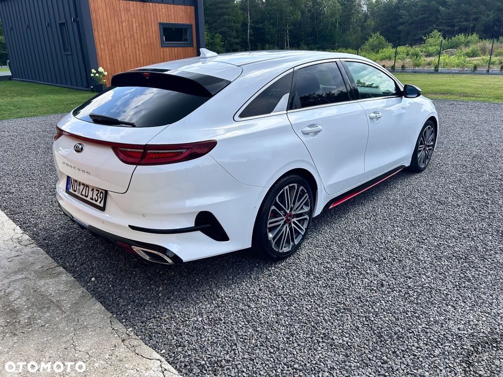 Kia ProCeed 1.6 T-GDI GT DCT - 3