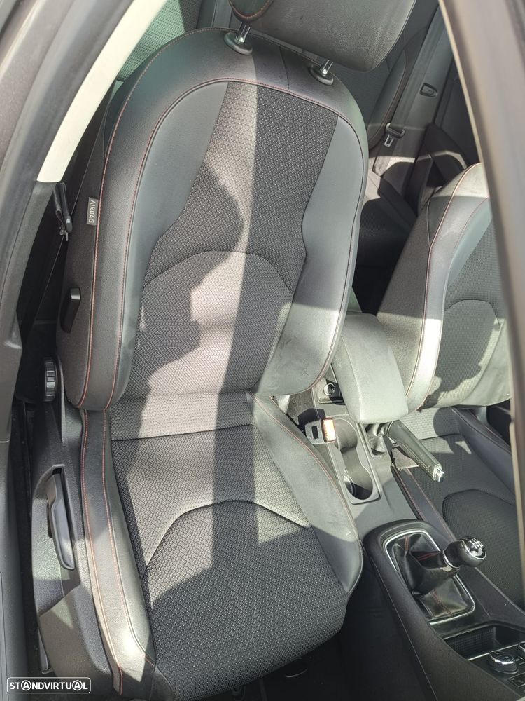 SEAT Leon 2.0 TDI DPF S&S FR - 14