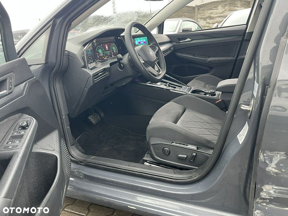 Volkswagen Golf 1.5 eTSI EVO Style DSG - 3