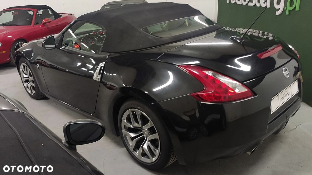 Nissan 370 Z - 19