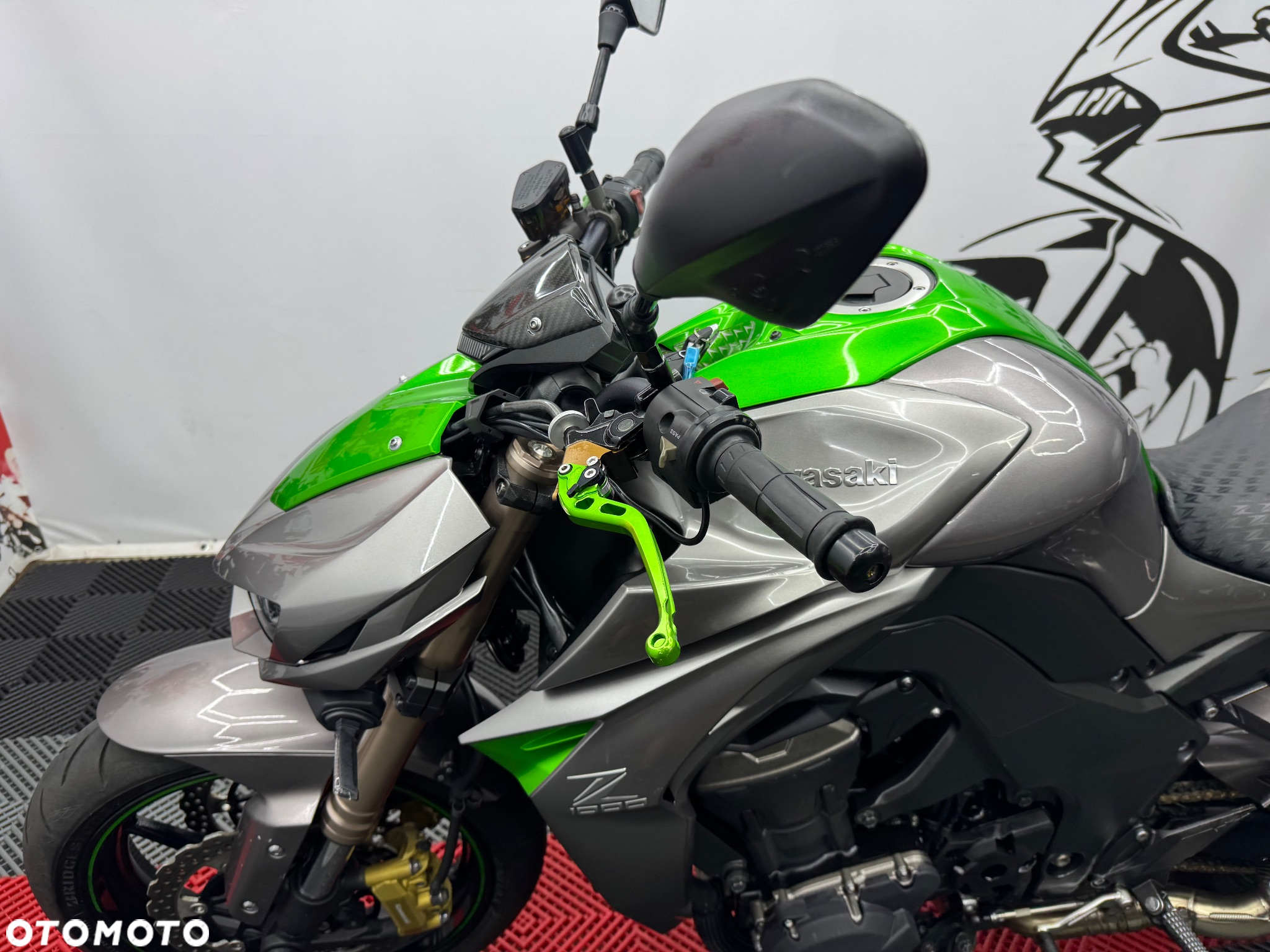 Kawasaki Z - 12