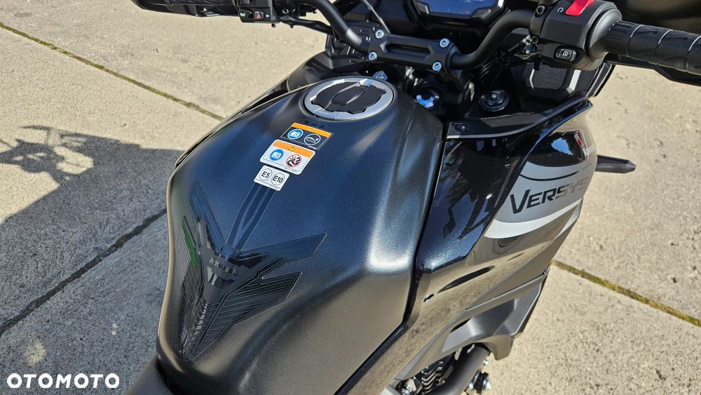 Kawasaki Versys 650 - 8