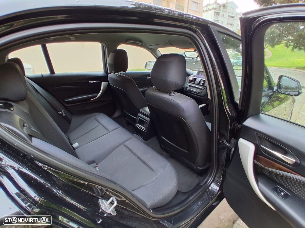 BMW 116 d EDynamics Line Urban - 21