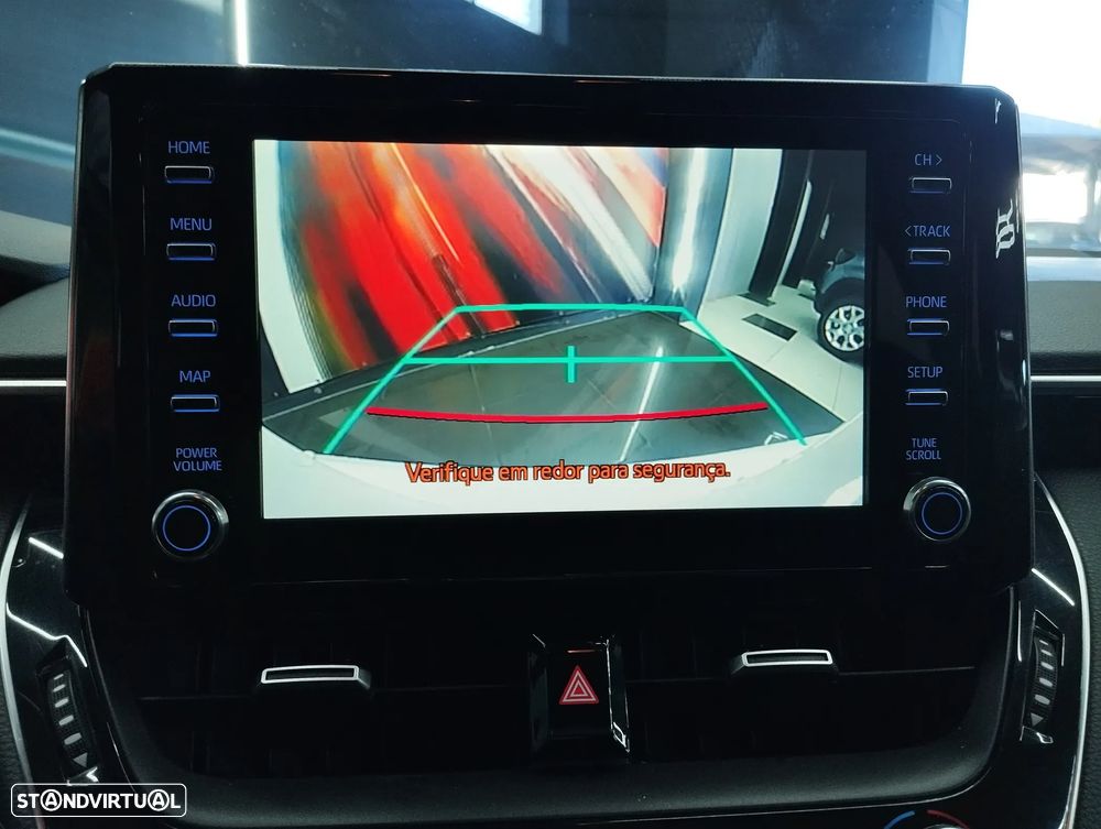 Toyota Corolla 1.8 Hybrid Comfort - 23