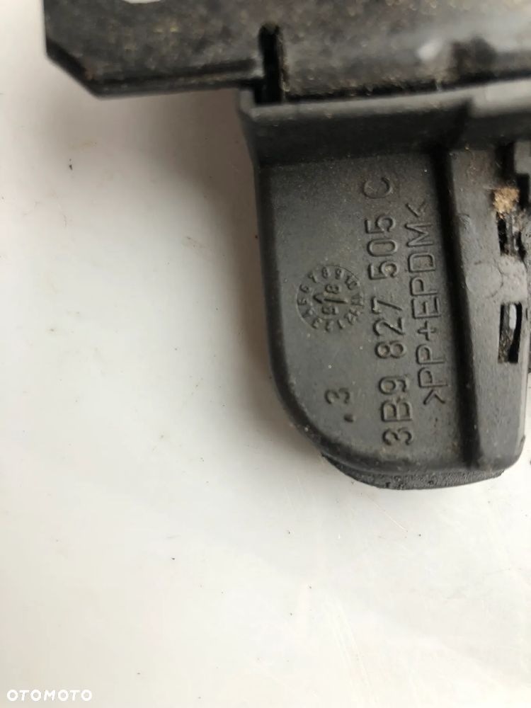 Zamek Klapy Bagażnika VW Passat B5 3B9827505C - 3