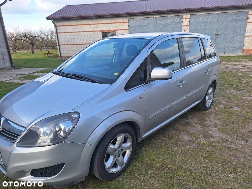 Opel Zafira 1.8 Essentia - 4