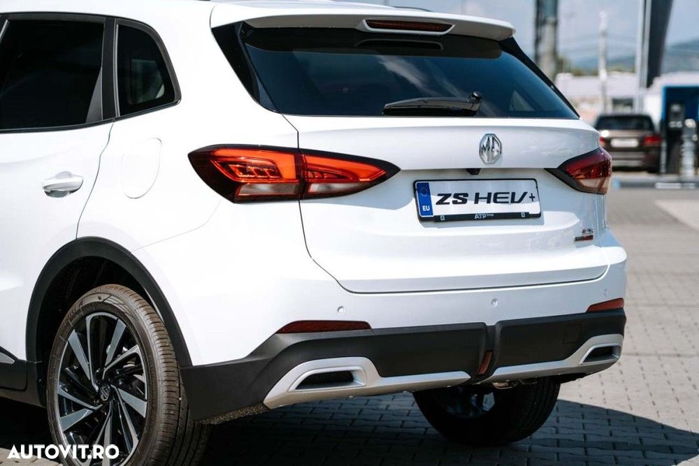 MG ZS HEV - 10