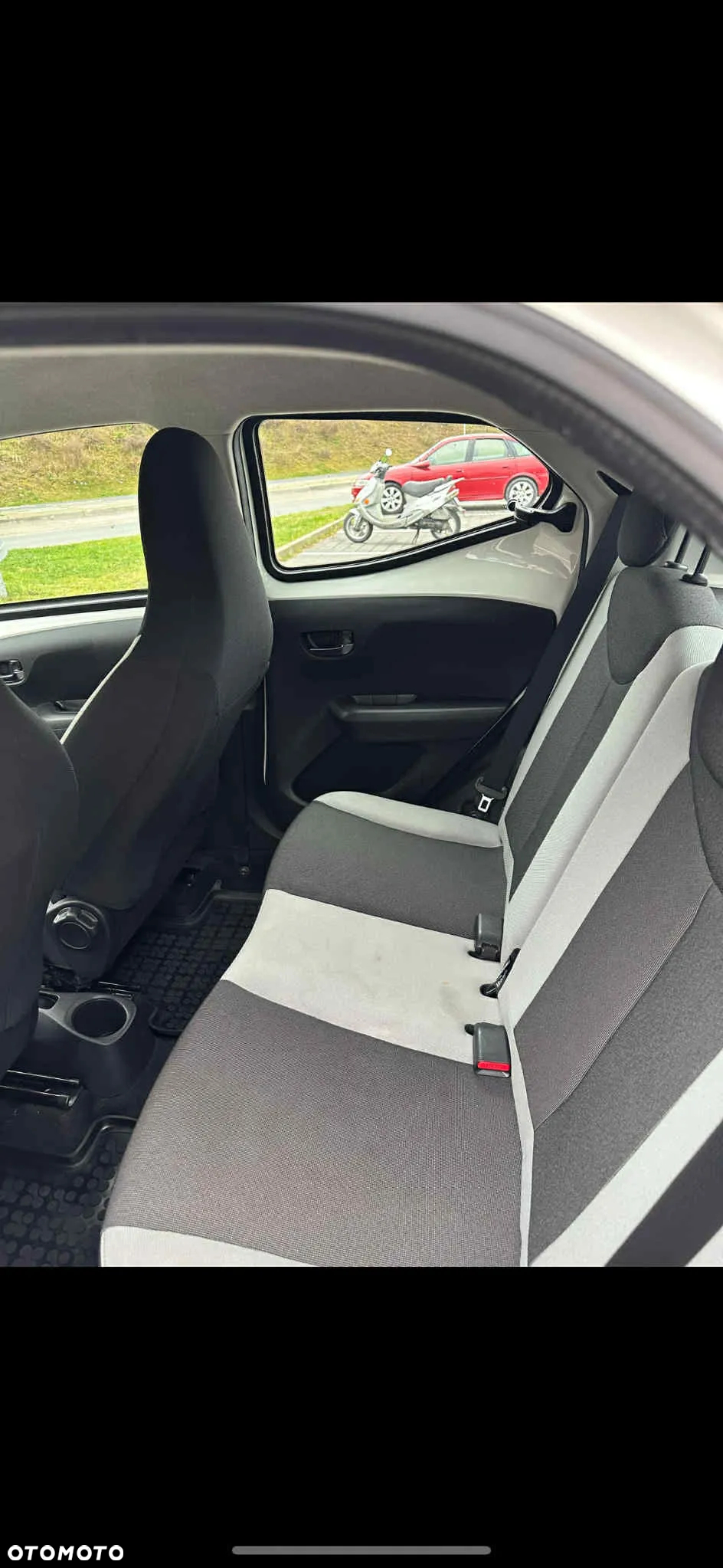 Toyota Aygo 1.0 VVT-i Sprint EU6 - 6