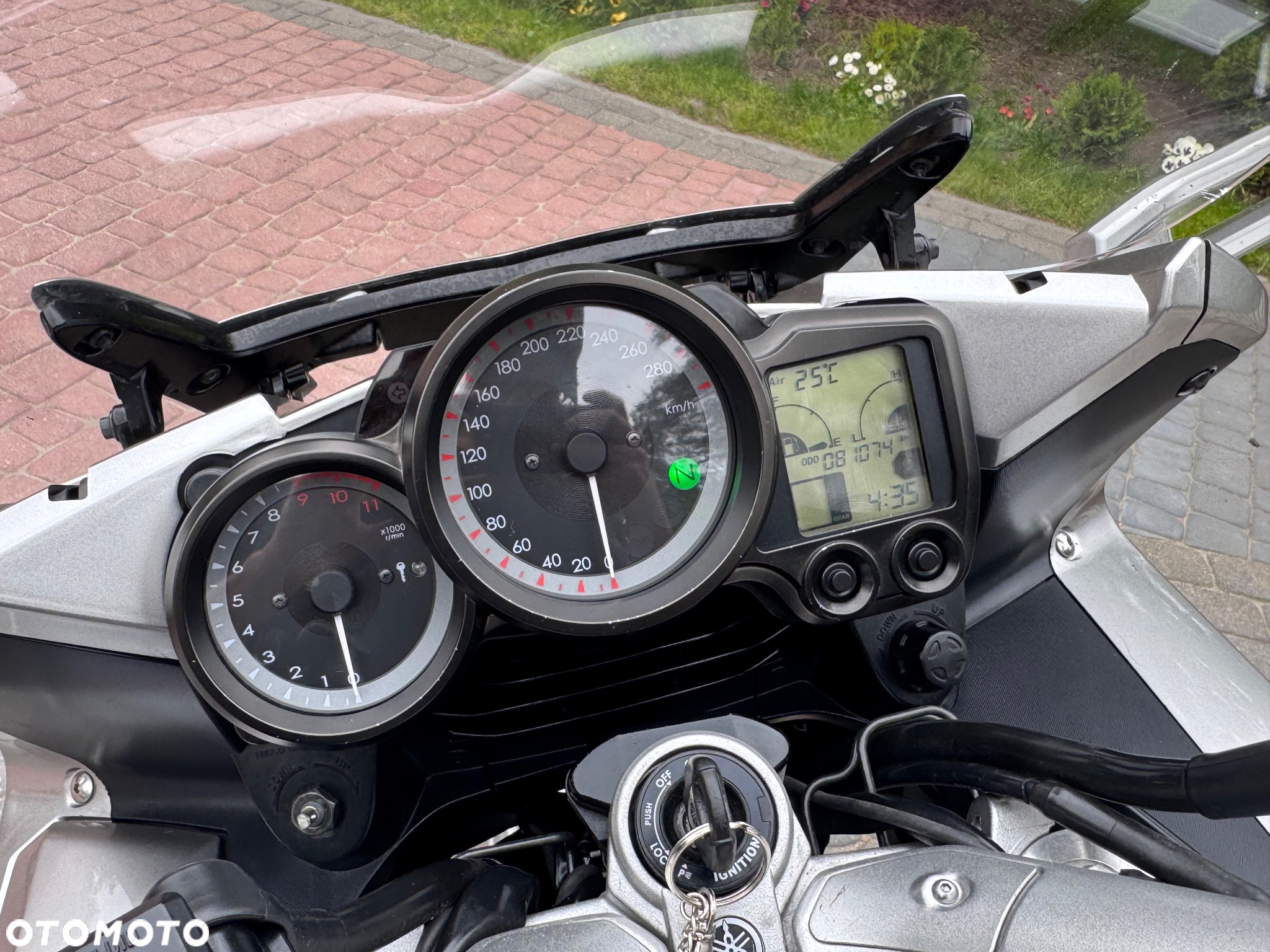 Yamaha FJR - 32