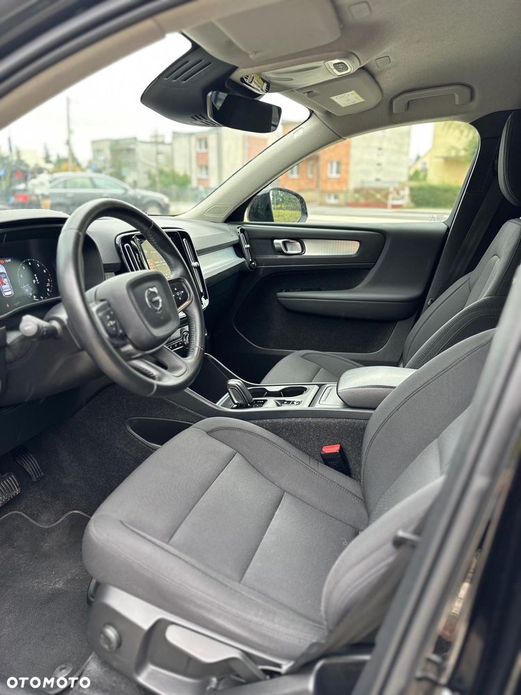 Volvo XC 40 T3 Momentum - 9