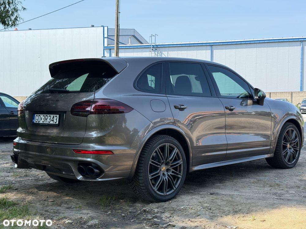 Porsche Cayenne GTS Tiptronic S - 9
