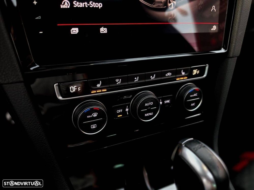 VW Golf 2.0 TSi GTi DSG Performance - 17
