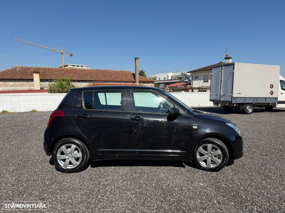 Suzuki Swift 1.3 DDiS GL - 10