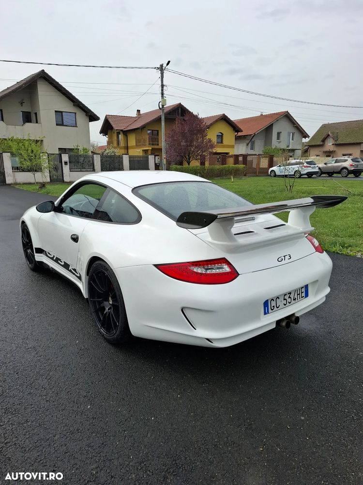 Porsche Carrera GT - 4