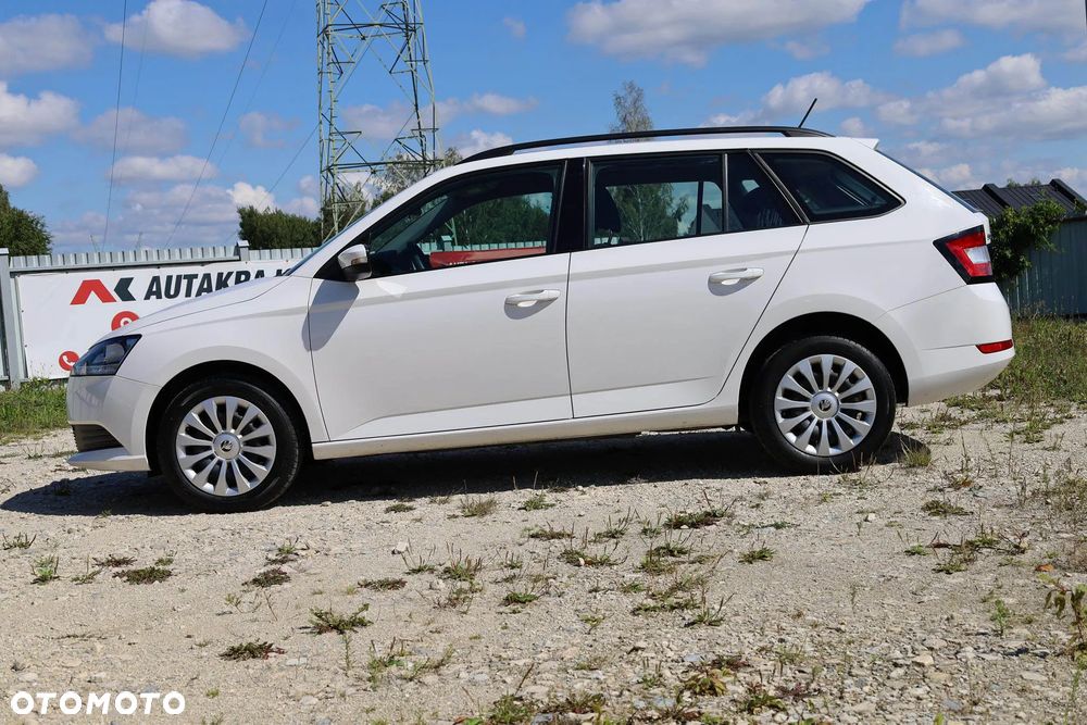 Skoda Fabia 1.0 TSI Ambition - 9