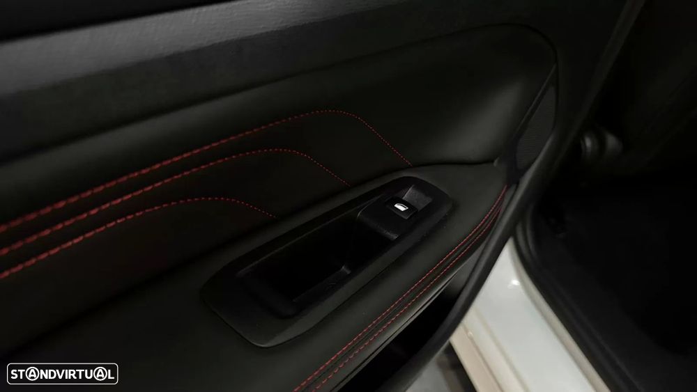 Peugeot 308 SW 2.0 BlueHDi GT Line - 15