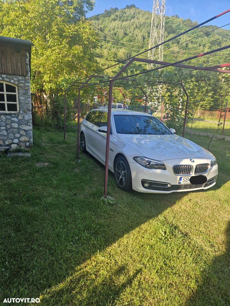 BMW Seria 5 520d Luxury Line - 3