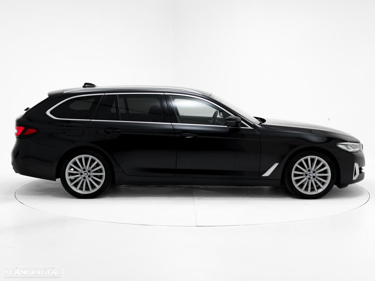 BMW 520 d Line Luxury Auto - 2