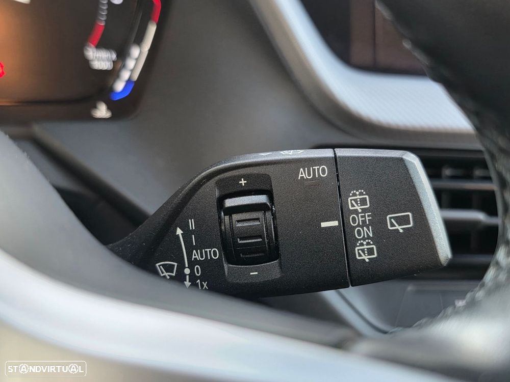 BMW 116 d Pack Desportivo M - 20