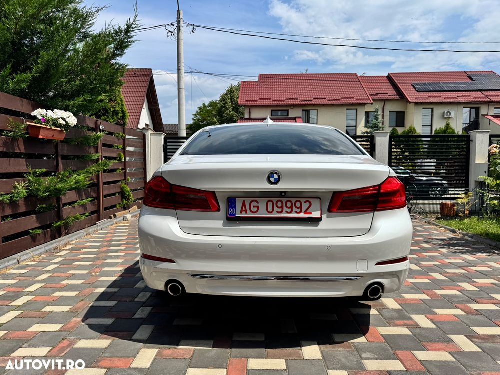 BMW Seria 5 520d xDrive Aut. Luxury Line - 32