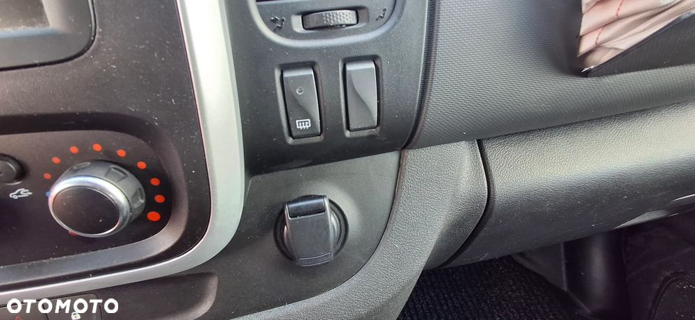 Renault Trafic ENERGY Combi Life - 21