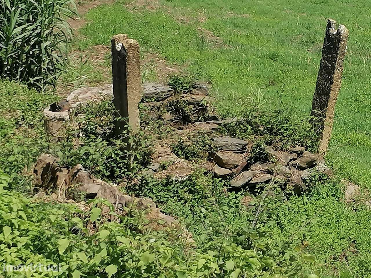 Terreno nas Limeiras com possibilidade de Construção - Grande imagem: 3/6